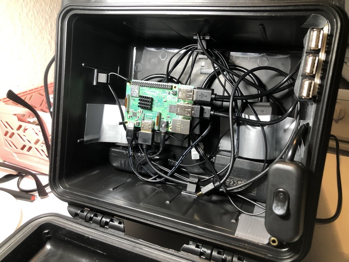 a closer lolk inside Raspberry Pi laptop